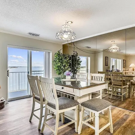 Harbour Island 403L Condo